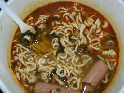 泡面千万不能和什么食物一起吃？