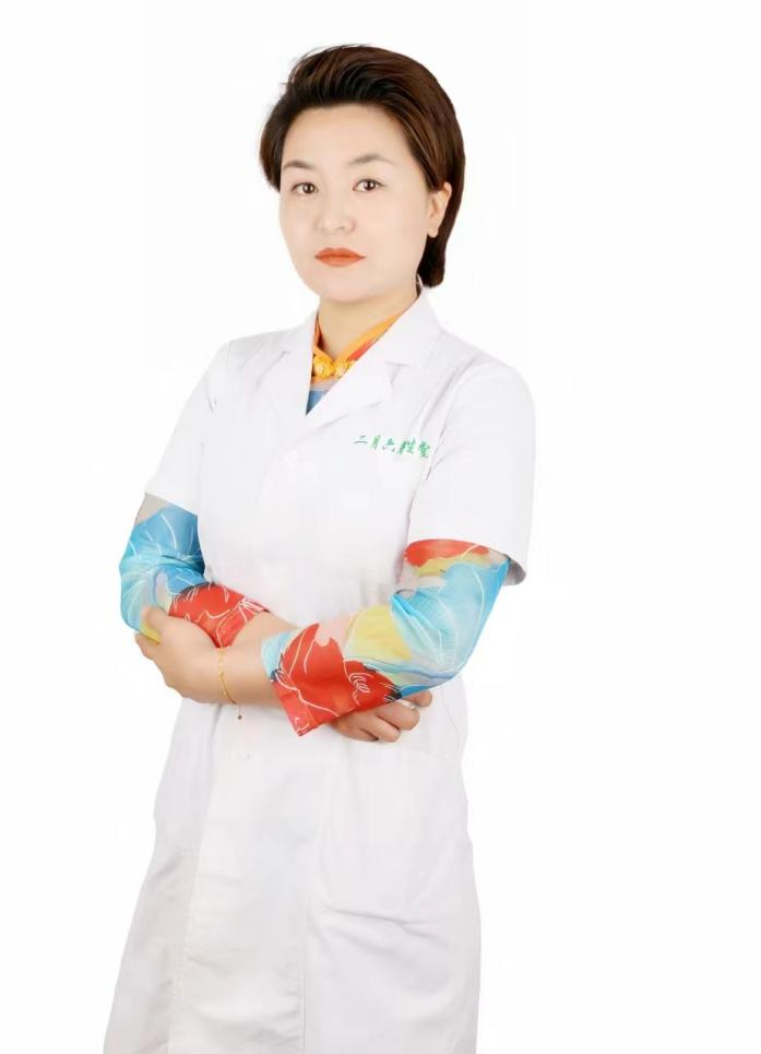 耳鼻喉护理师李彤彤