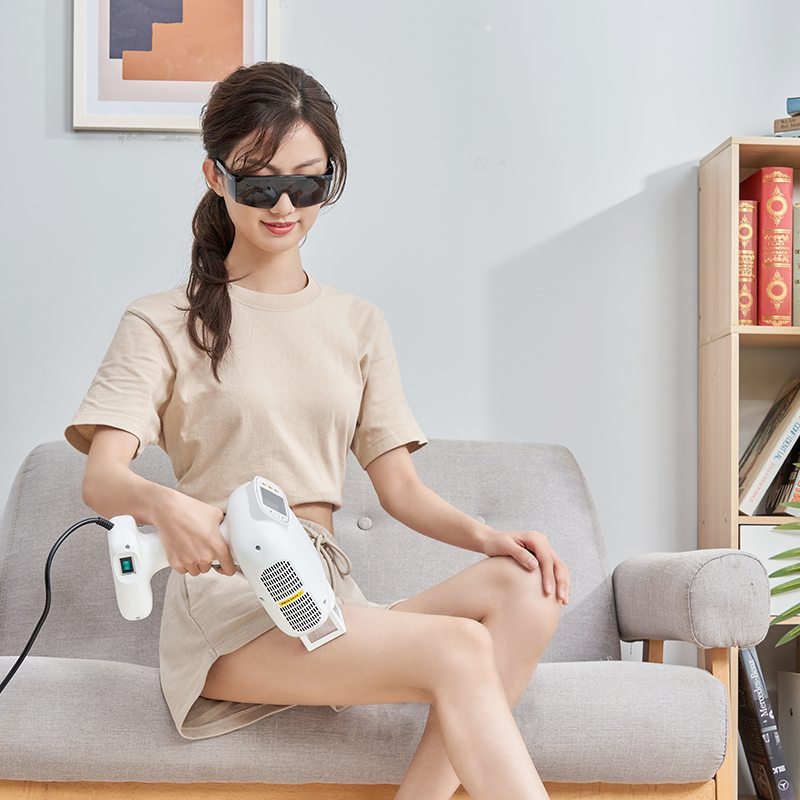 希格玛308白癜风光疗仪科普：白癜风的危害是潜在的吗？